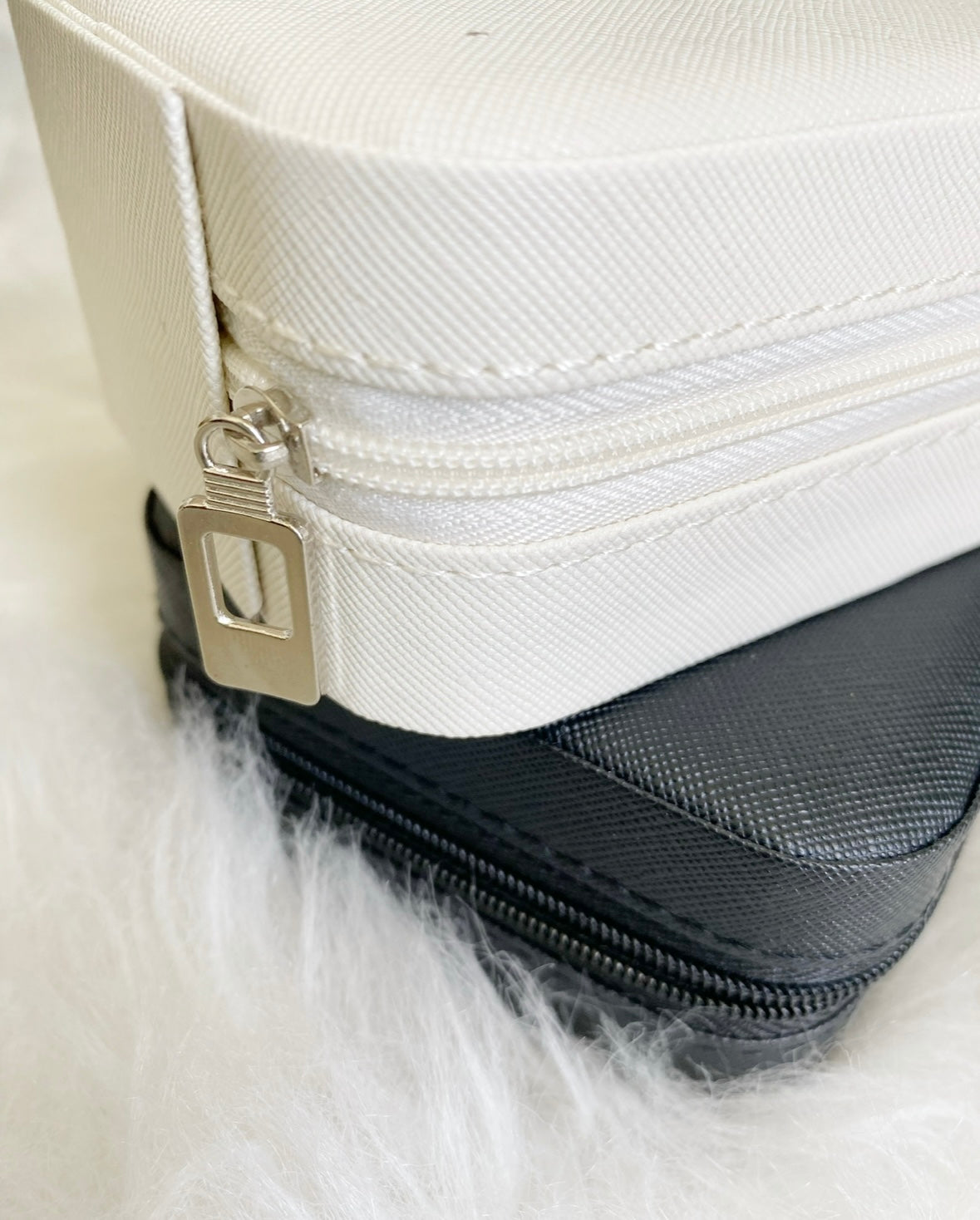 Golden Glass Brass Evil Eye Necklace with GIFT travel FP case