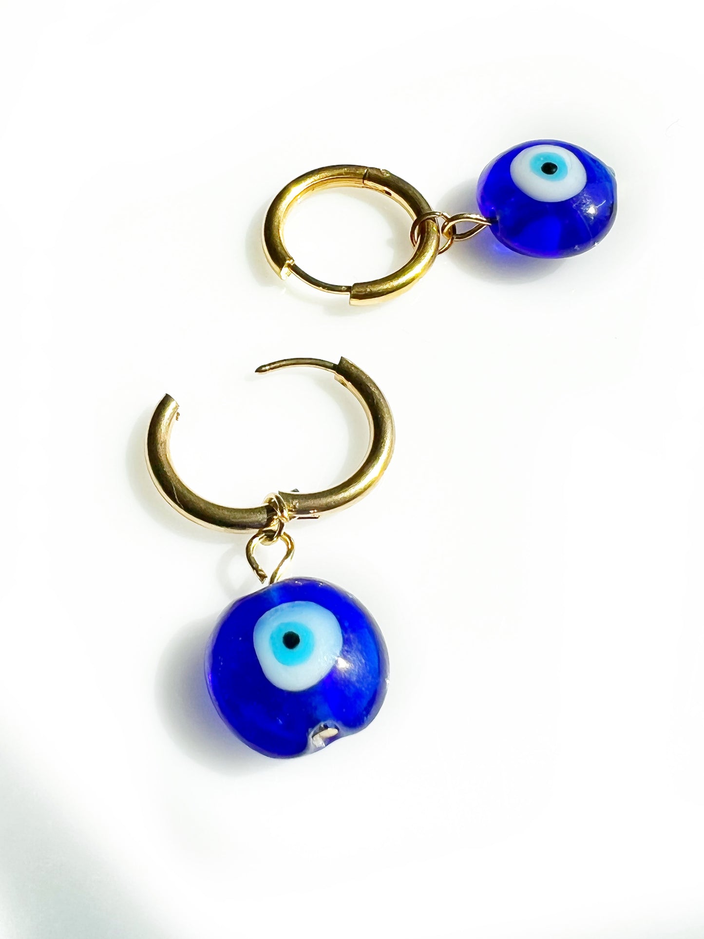 Aros Huggie Classic Evil Eye