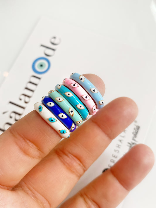 Minimalistic Evil Eye Band Ring